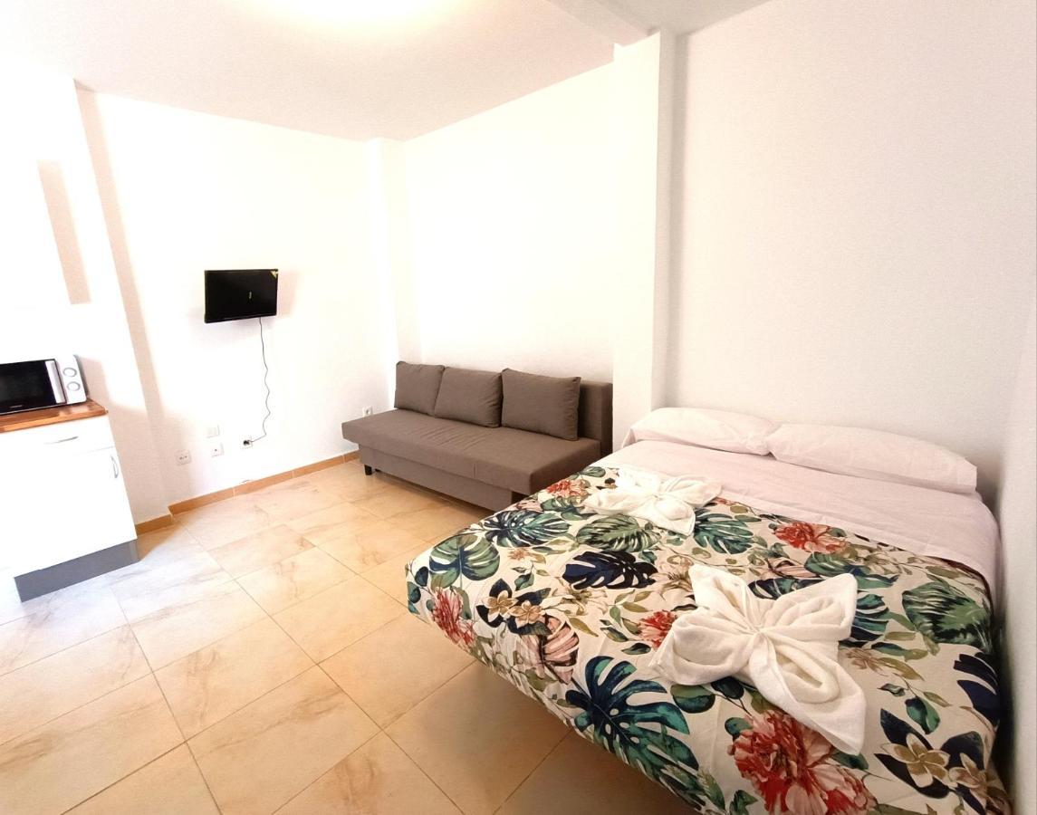 Apartamentos Duende Málaga Exteriör bild